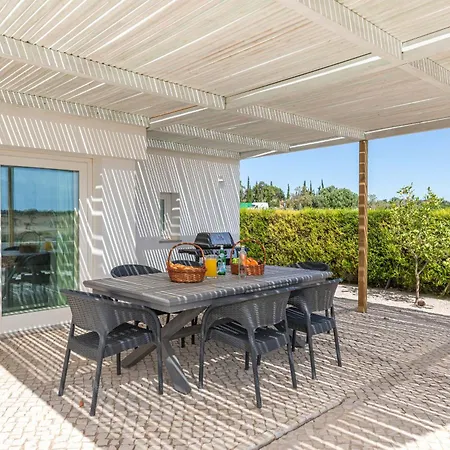 Casa Do Levante - 2 Bedroom, Ocean View Ferienhaus Morgadinha