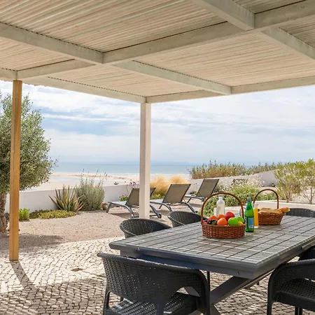 Casa Do Levante - 2 Bedroom, Ocean View Feriehus