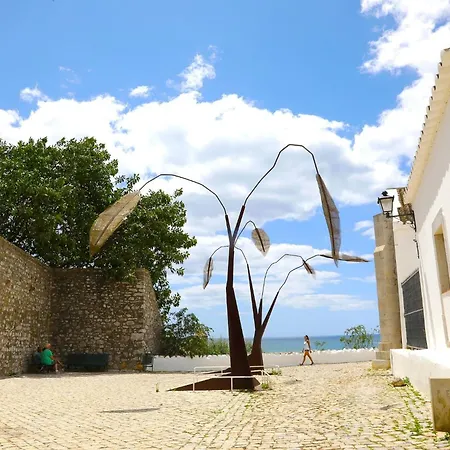 Casa Do Levante - 2 Bedroom, Ocean View *