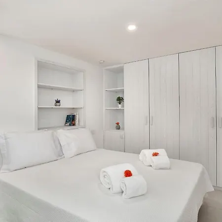 Casa Do Levante - 2 Bedroom, Ocean View Ferienhaus