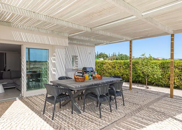 Casa Do Levante - 2 Bedroom, Ocean View 別荘 Morgadinha