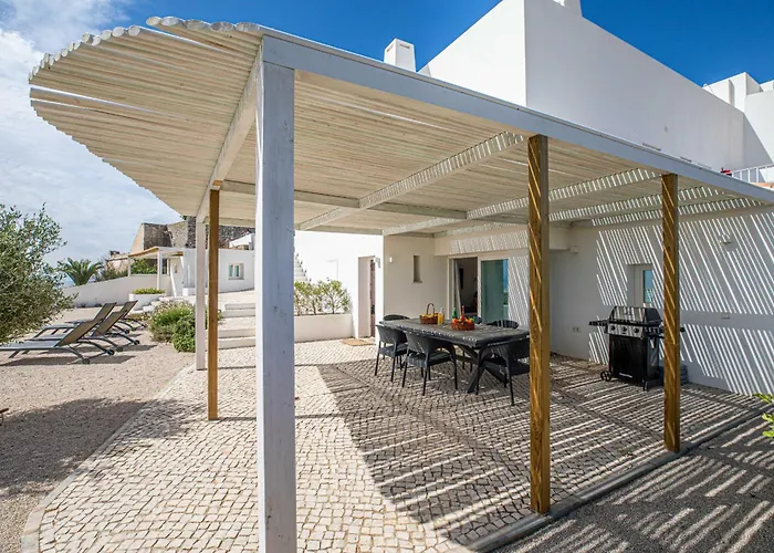 Casa Do Levante - 2 Bedroom, Ocean View 別荘 *