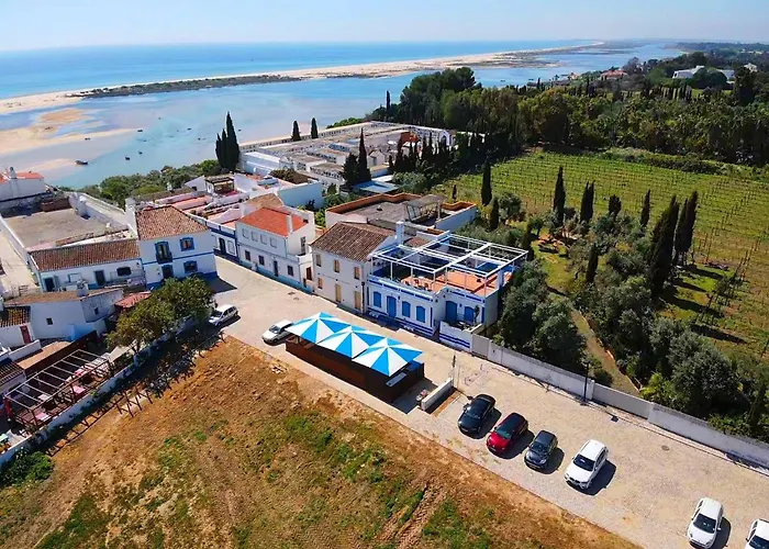 Casa Do Levante - 2 Bedroom, Ocean View * Morgadinha