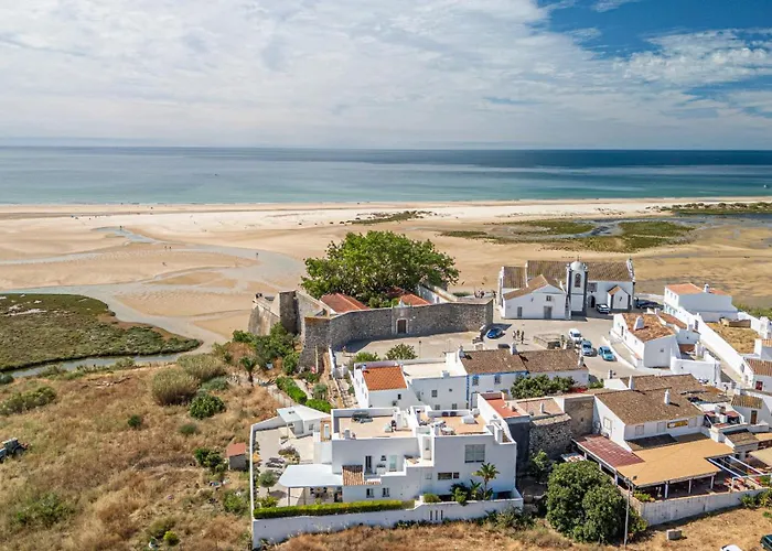 Casa Do Levante - 2 Bedroom, Ocean View 別荘 Morgadinha