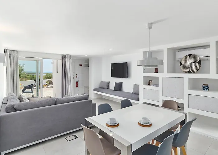 Casa Do Levante - 2 Bedroom, Ocean View 別荘
