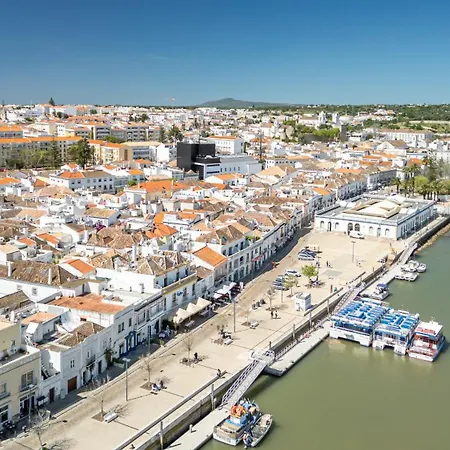 Casa Do Levante - 2 Bedroom, Ocean View *