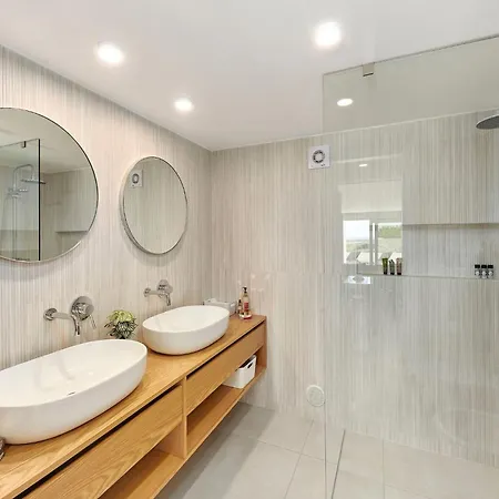 Casa Do Levante - 2 Bedroom, Ocean View 펜션 *